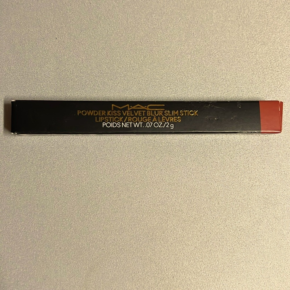 Mac lipstick 884